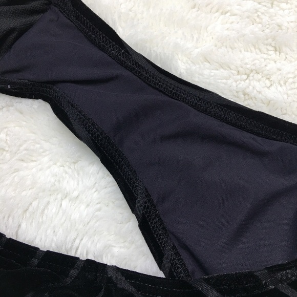 Kenneth Cole Black Sultry Velvet One Shoulder Swimsuit Medium One-piece Bathing - Picture 13 of 15